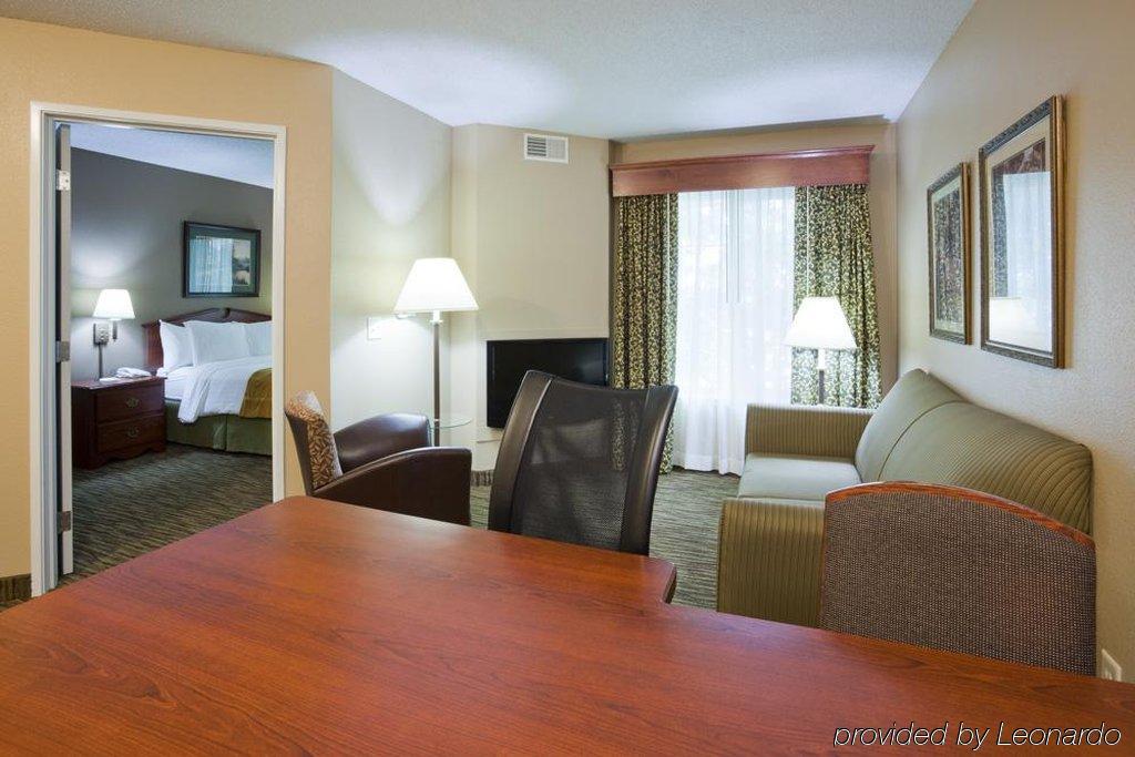 Grandstay Residential Suites Hotel - О-Клэр Экстерьер фото