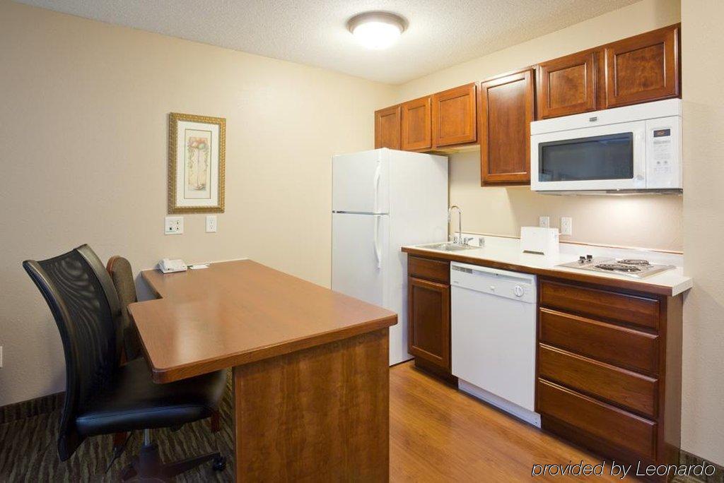 Grandstay Residential Suites Hotel - О-Клэр Экстерьер фото